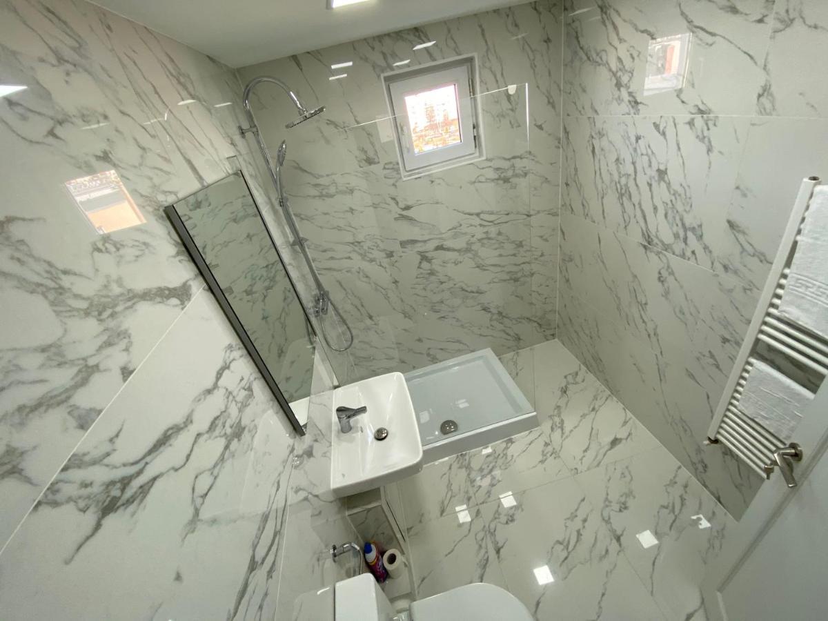 Concept Apartments 3 Camere Târgu-Mureş Esterno foto