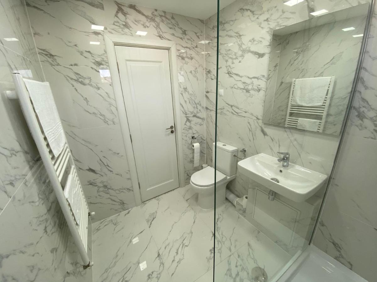 Concept Apartments 3 Camere Târgu-Mureş Esterno foto