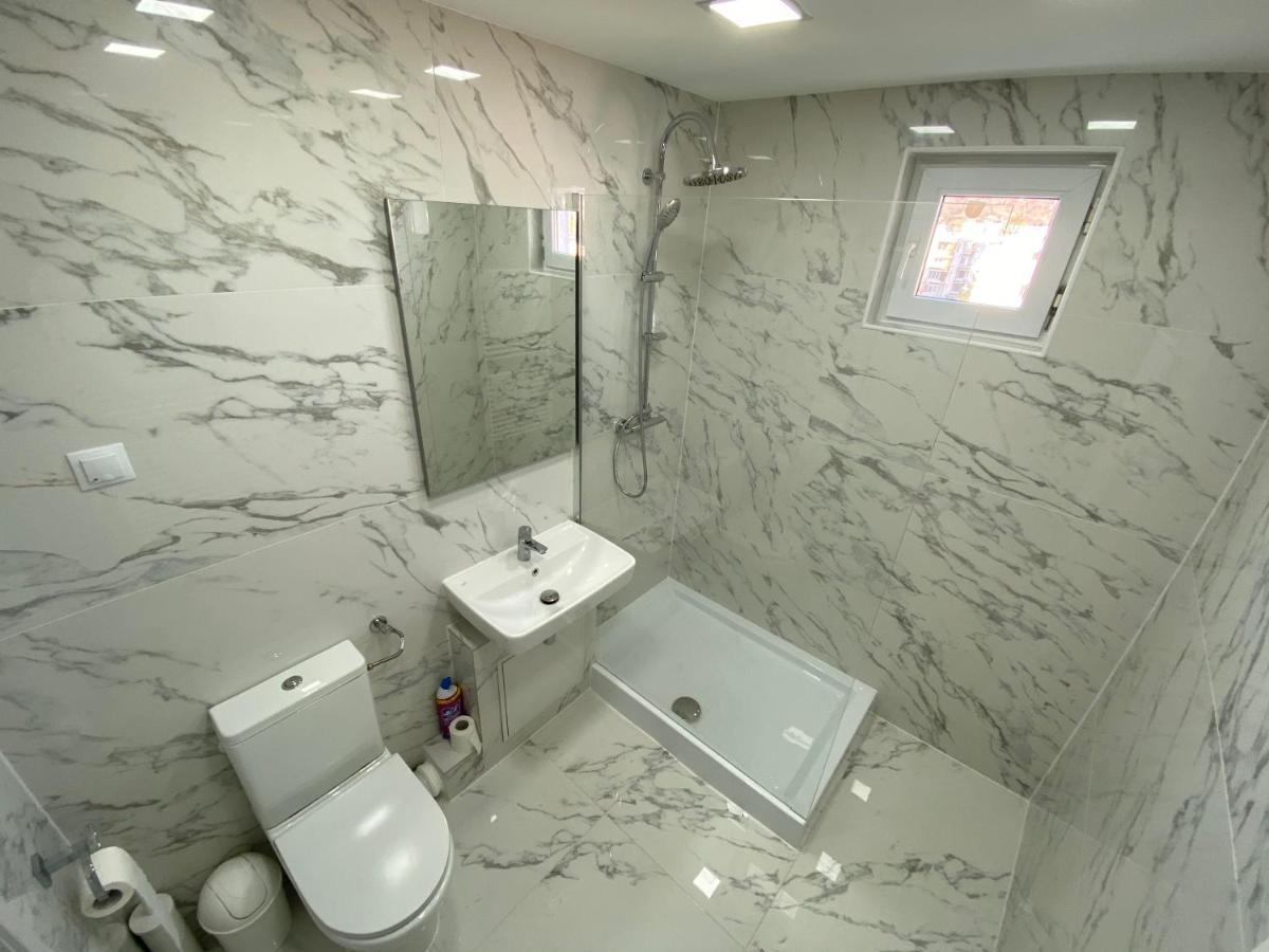 Concept Apartments 3 Camere Târgu-Mureş Esterno foto