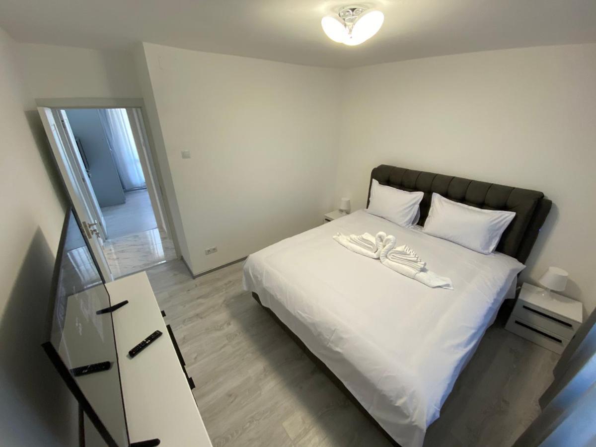 Concept Apartments 3 Camere Târgu-Mureş Esterno foto